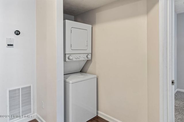 1144 Neon Way, Louisville, KY 40204