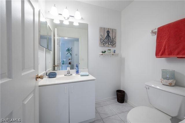 367 Dover PL 1002, Naples, FL 34104