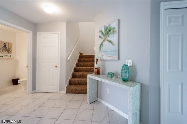 367 Dover PL 1002, Naples, FL 34104