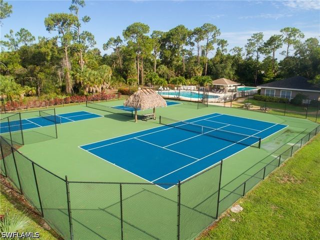 367 Dover PL 1002, Naples, FL 34104