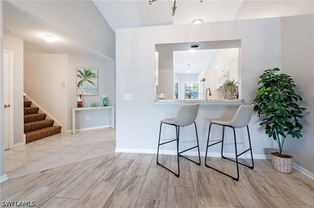 367 Dover PL 1002, Naples, FL 34104