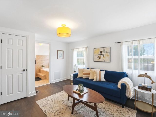 508 KENYON ST NW, Washington, DC 20010