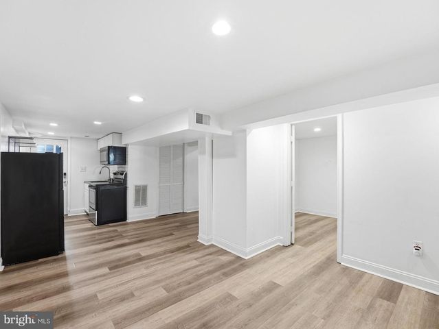 508 KENYON ST NW, Washington, DC 20010