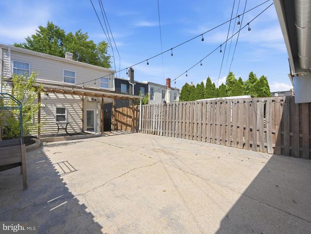 508 KENYON ST NW, Washington, DC 20010