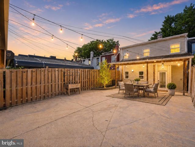 508 KENYON ST NW, Washington, DC 20010