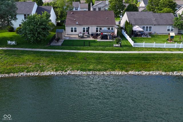 9675 Stonewall Lane, Avon, IN 46123