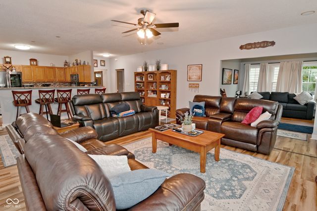 9675 Stonewall Lane, Avon, IN 46123