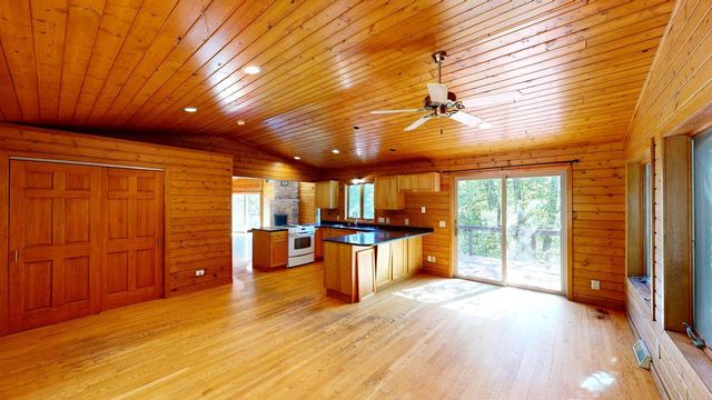 W7724 Deep Pond ROAD, Whitewater, WI 53190