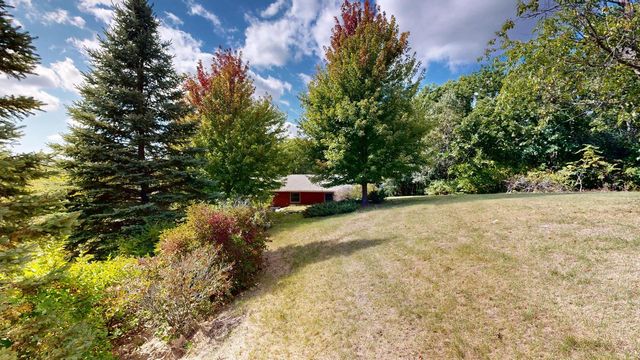 W7724 Deep Pond ROAD, Whitewater, WI 53190