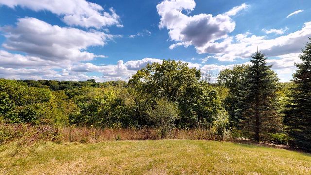 W7724 Deep Pond ROAD, Whitewater, WI 53190