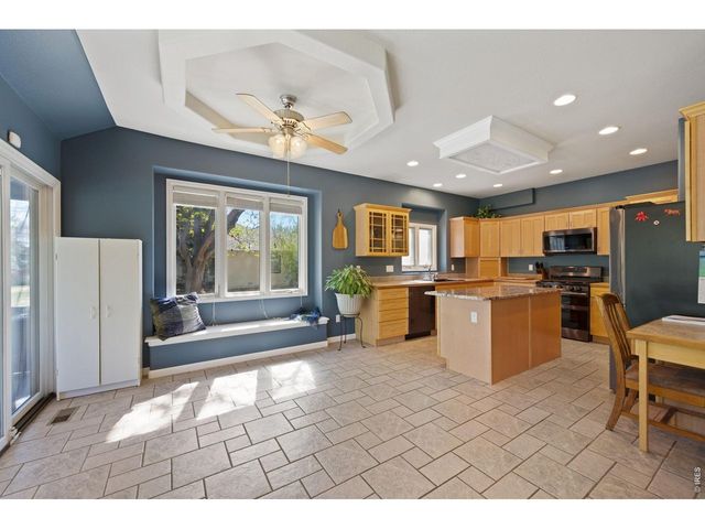 527 Valley View Rd, Loveland, CO 80537