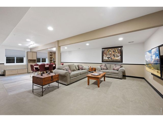 527 Valley View Rd, Loveland, CO 80537