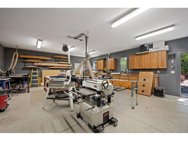 527 Valley View Rd, Loveland, CO 80537