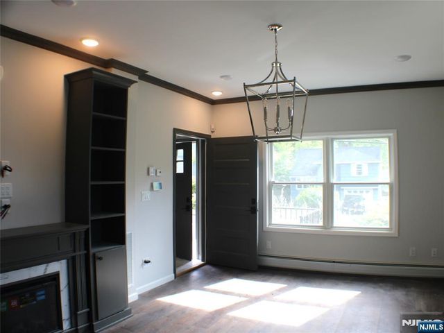 243 Liberty Road 1 st Floor, Englewood, NJ 07631