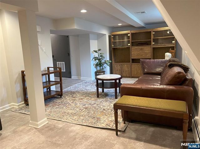 243 Liberty Road 1 st Floor, Englewood, NJ 07631