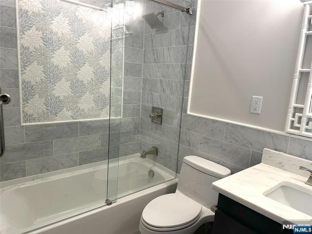243 Liberty Road 1 st Floor, Englewood, NJ 07631