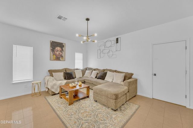 3176 SAMANTHA RAE Place, El Paso, TX 79938