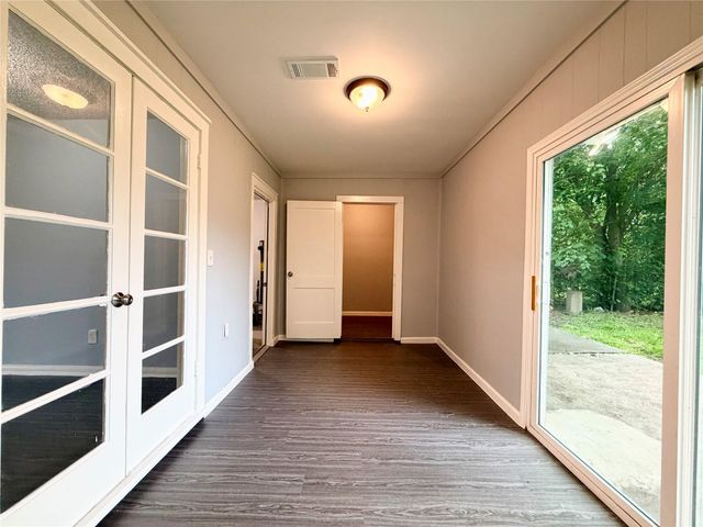 702 Loper Street, Houston, TX 77017