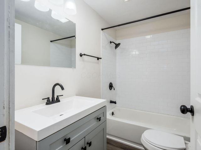 154-156 N Central Avenue, Columbus, OH 43222