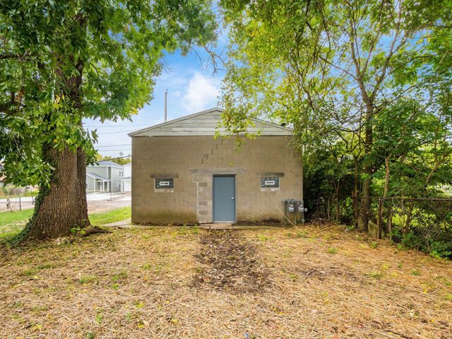 154-156 N Central Avenue, Columbus, OH 43222