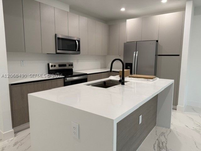 1521 NW 94th Way 1, Coral Springs, FL 33071