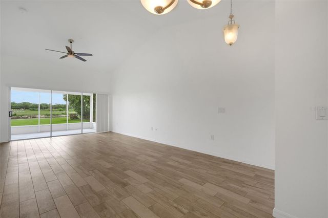 313 EAGLE RIDGE DRIVE 313, Davenport, FL 33837