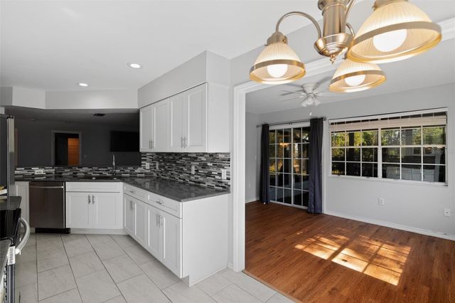3644 N LAURELWOOD LOOP, Beverly Hills, FL 34465