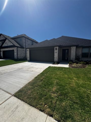 241 Bright Alcove Court, Lavon, TX 75166