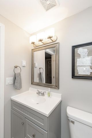 505 4th Street E, Horace, ND 58047