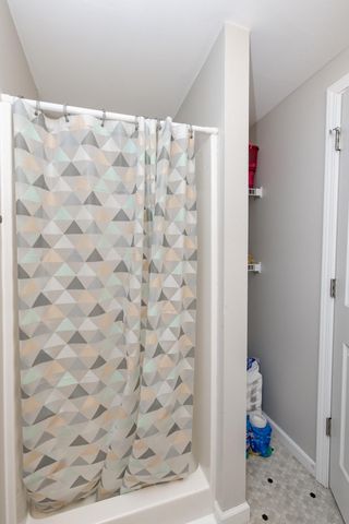 505 4th Street E, Horace, ND 58047