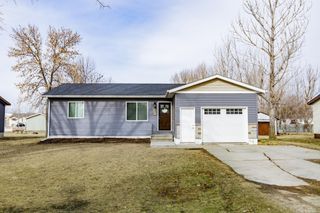 505 4th Street E, Horace, ND 58047