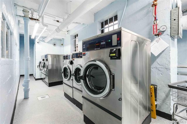 26-20 141st Street 2G, Flushing, NY 11354