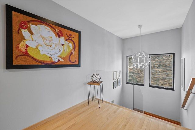122 Devon STREET, Whitefish Bay, WI 53217