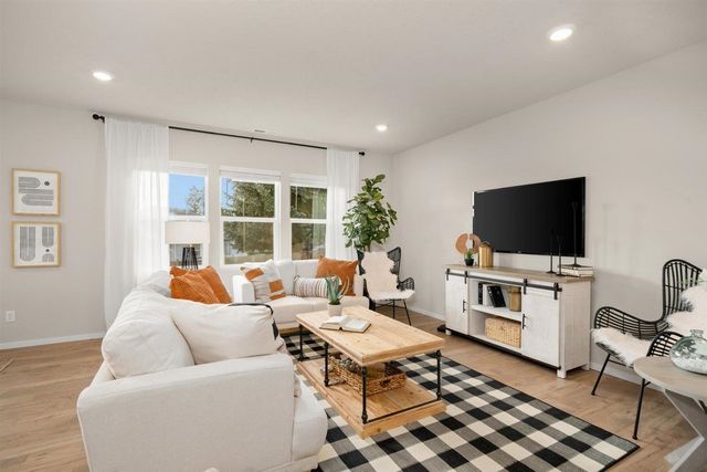 3531 S Blake Ln, Spokane, WA 99206