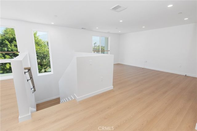 176 N Catalina Avenue 403, Pasadena, CA 91106