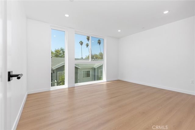 176 N Catalina Avenue 403, Pasadena, CA 91106