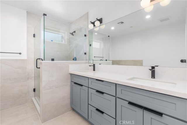176 N Catalina Avenue 403, Pasadena, CA 91106