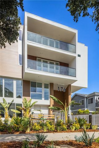 176 N Catalina Avenue 403, Pasadena, CA 91106