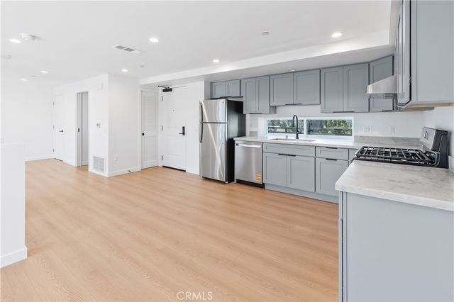 176 N Catalina Avenue 403, Pasadena, CA 91106