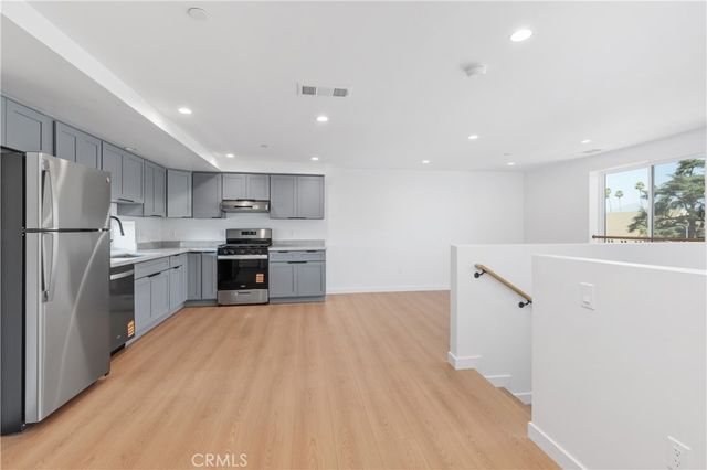 176 N Catalina Avenue 403, Pasadena, CA 91106