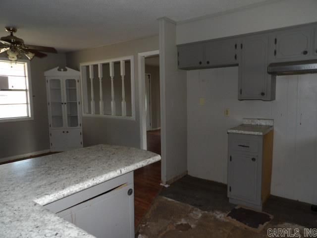 5706 Twin Pine Drive, Paragould, AR 72450