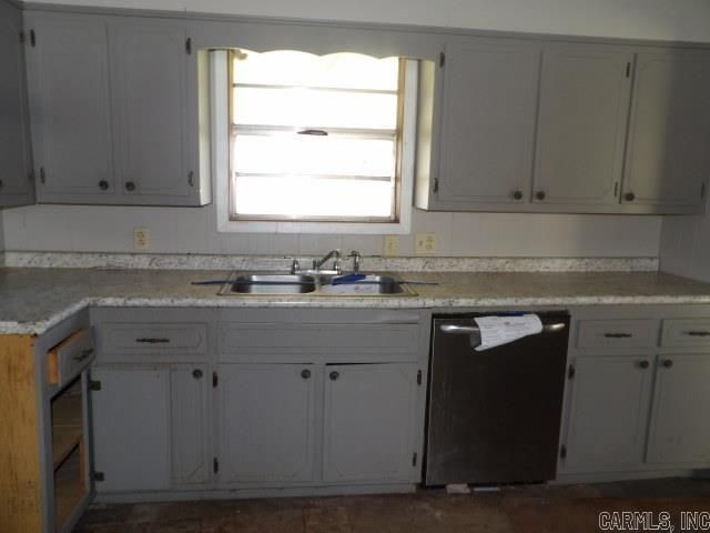 5706 Twin Pine Drive, Paragould, AR 72450