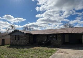 5706 Twin Pine Drive, Paragould, AR 72450