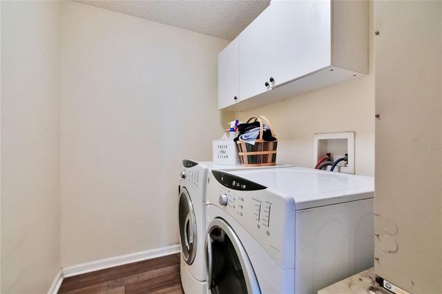 127 LAUREL RIDGE AVENUE, Ocoee, FL 34761