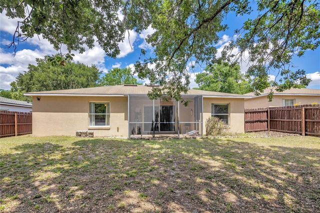 127 LAUREL RIDGE AVENUE, Ocoee, FL 34761