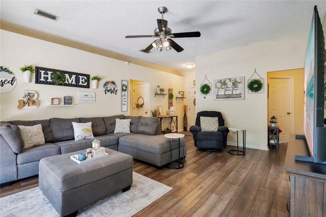 127 LAUREL RIDGE AVENUE, Ocoee, FL 34761