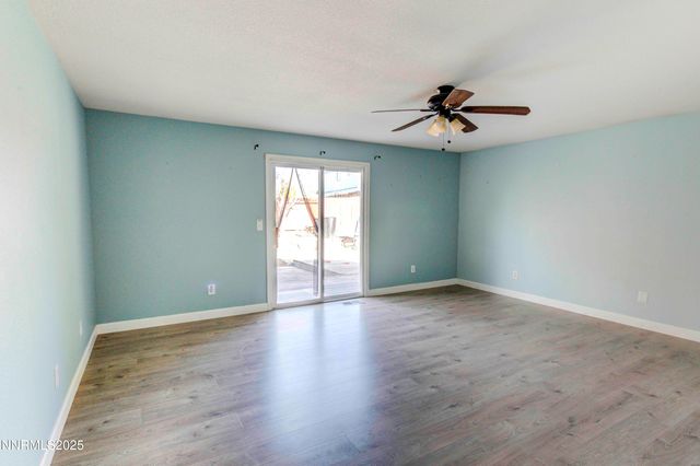 5559 Cornflower Court, Sun Valley, NV 89433