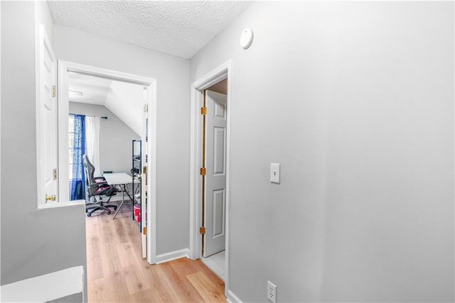 879 Spring Oak Court, Loganville, GA 30052