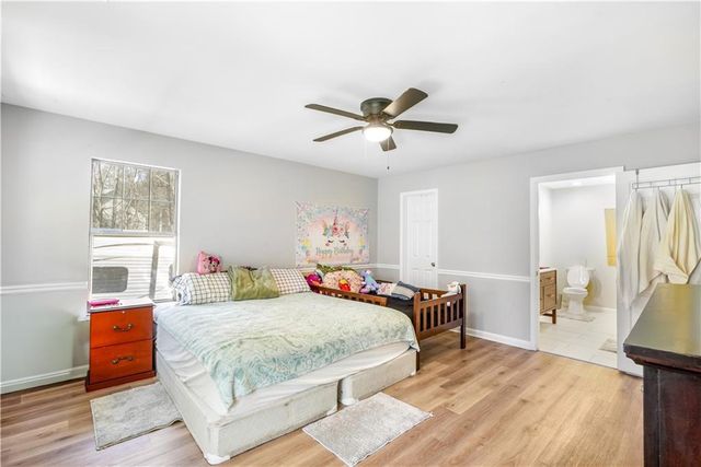 879 Spring Oak Court, Loganville, GA 30052