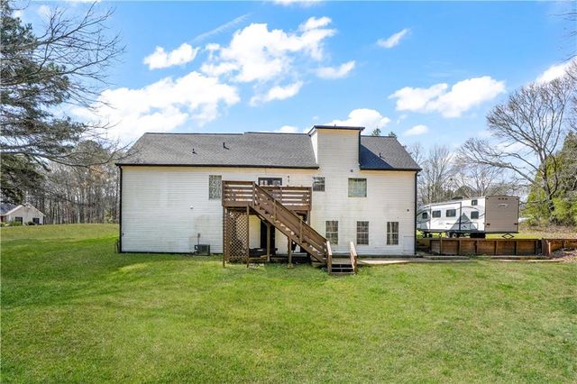 879 Spring Oak Court, Loganville, GA 30052